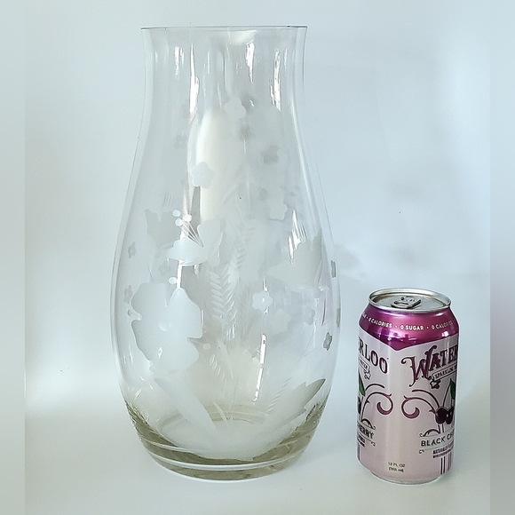 🇷🇴 12" Romanian Blown Etched Floral Glass 🇷🇴 Vase Hurricane Candle 🕯 Lamp - Picture 2 of 8